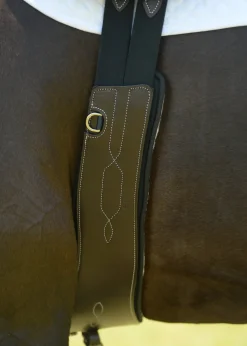 EquiFit® Anatomical Jumper Girth with SheepsWool™ T-Foam Liner