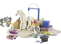 Playmobil® Isabella and Lioness with Washing Station