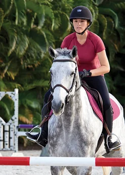 Stride™ Ladies’ Reach Seamless Short Sleeve Shirt