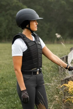 Tipperary™ Adults’ Contender ASTM Vest
