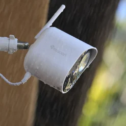 Toucan® Security Floodlight Camera